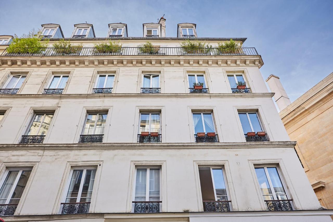 Apartment Center Of Paris By Studio Prestige Exteriör bild